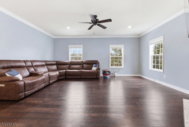 9 Poplar Court Hackettstown, NJ 07840 - Photo 20 of 50