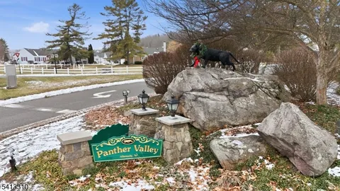 $650,000 | 9 Poplar Court, Hackettstown, NJ 07840