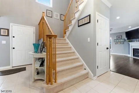 $650,000 | 9 Poplar Court, Hackettstown, NJ 07840