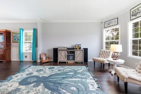 $650,000 | 9 Poplar Court, Hackettstown, NJ 07840