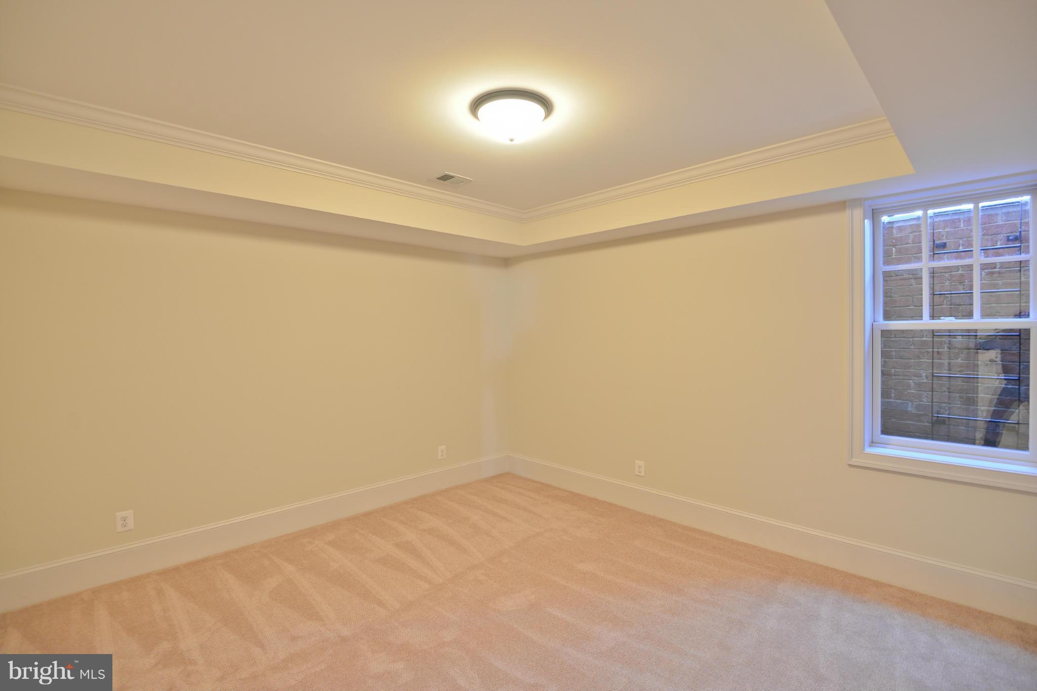 6215 Berkeley Road Alexandria, VA 22307 - Photo 15 of 30 Bedroom