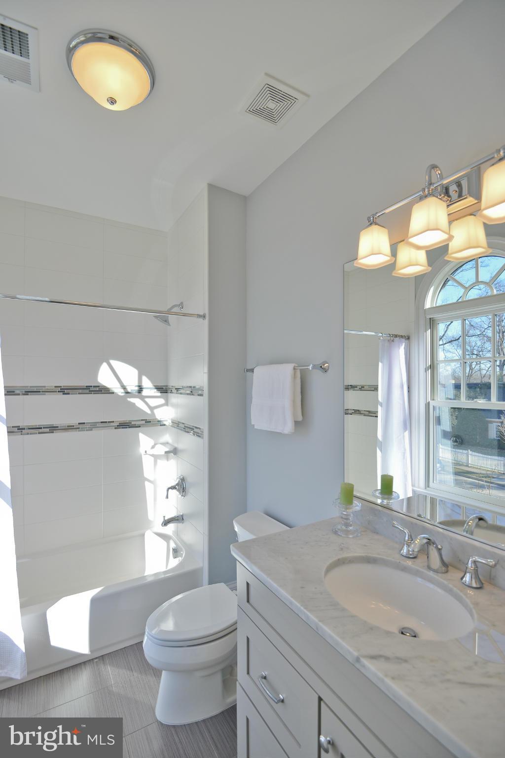 6215 Berkeley Road Alexandria, VA 22307 - Photo 20 of 30 Bath