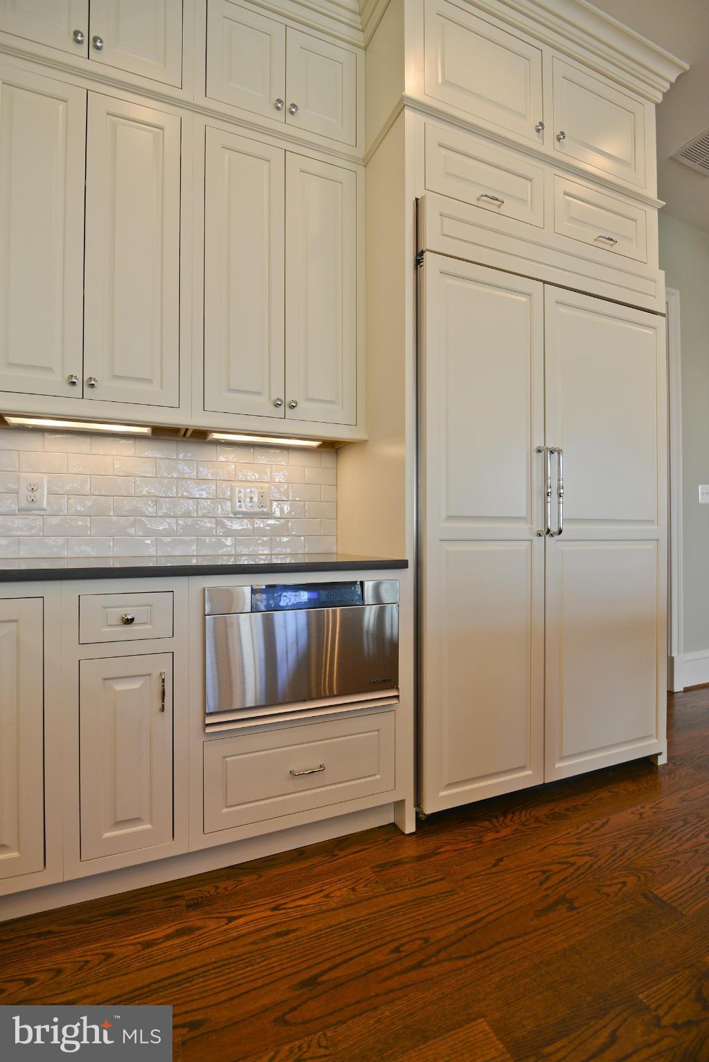6215 Berkeley Road Alexandria, VA 22307 - Photo 9 of 30 Kitchen
