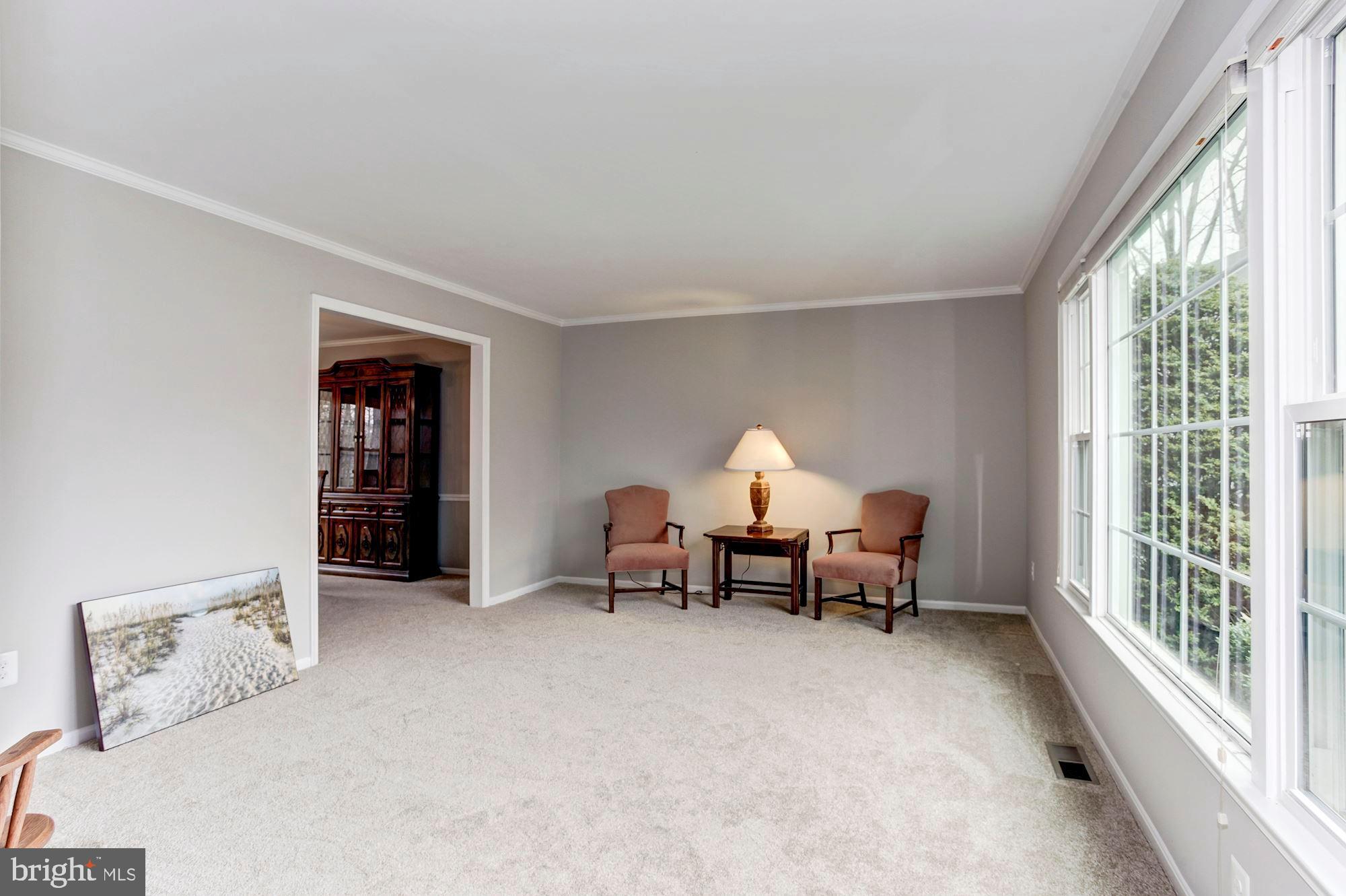 6510 Lamese Court Springfield, VA 22152 - Photo 22 of 57 Living Room