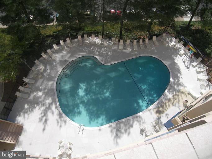 1101 South Arlington Ridge Road, Unit 705 Arlington, VA 22202 - Photo 8 of 11 Community Pool 1