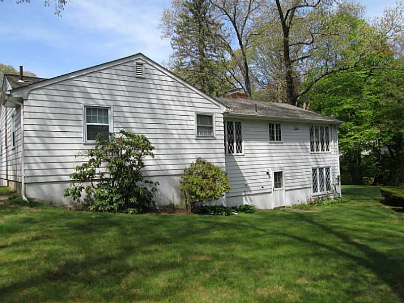 100 Cumberland Road Warwick, RI 02886 - Photo 8 of 17 Exterior Front.