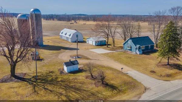 $369,980 | 9321 Highway 21, Omro, WI 54963