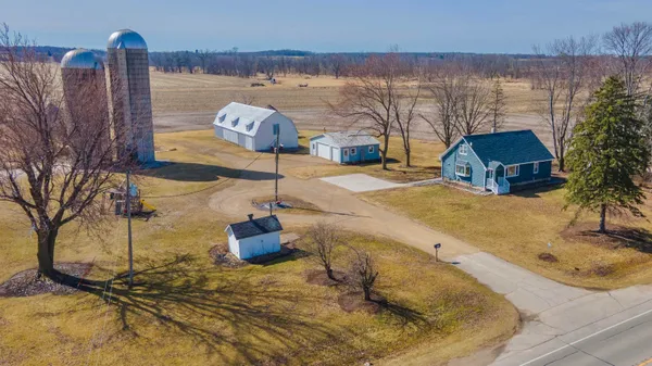 $369,980 | 9321 Highway 21, Omro, WI 54963