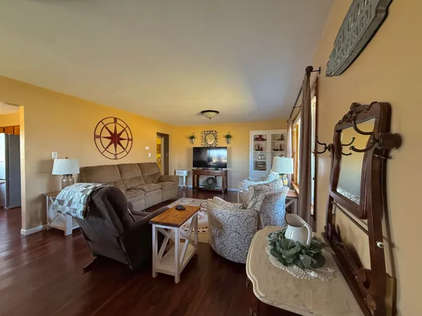 $369,980 | 9321 Highway 21, Omro, WI 54963