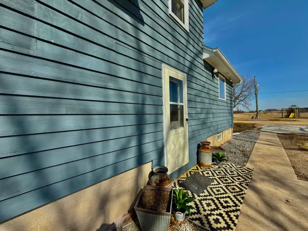 $369,980 | 9321 Highway 21, Omro, WI 54963