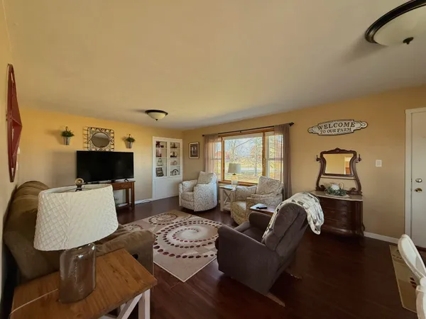 $369,980 | 9321 Highway 21, Omro, WI 54963