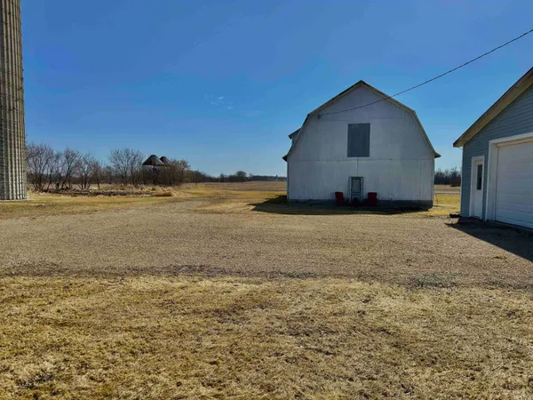 $369,980 | 9321 Highway 21, Omro, WI 54963