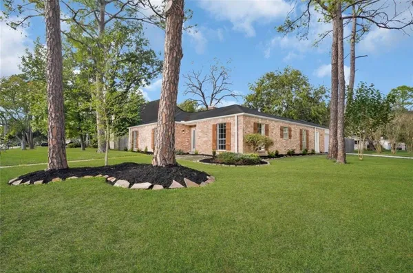 $379,900 | 13902 Wickersham Lane, Houston, TX 77077