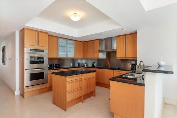 $5,650,000 | 1660 West Glencoe Street, Unit 302, Coconut Grove, FL 33133