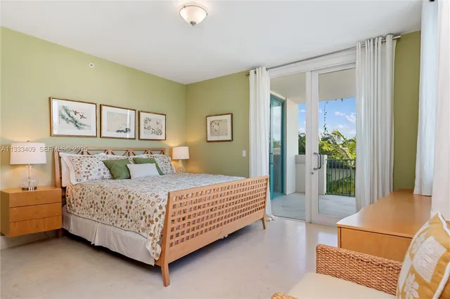 $5,950,000 | 1660 West Glencoe Street, Unit 302, Coconut Grove, FL 33133