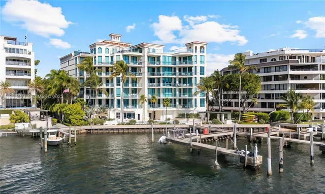 $5,950,000 | 1660 West Glencoe Street, Unit 302, Coconut Grove, FL 33133