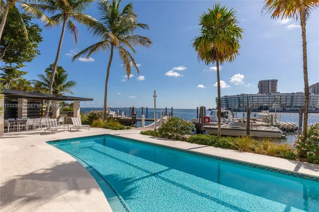 $5,950,000 | 1660 West Glencoe Street, Unit 302, Coconut Grove, FL 33133