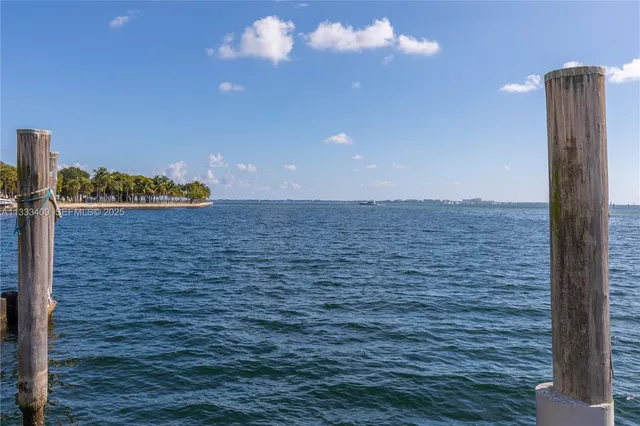 $5,950,000 | 1660 West Glencoe Street, Unit 302, Coconut Grove, FL 33133