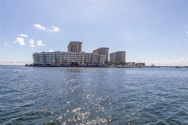 $5,950,000 | 1660 West Glencoe Street, Unit 302, Coconut Grove, FL 33133