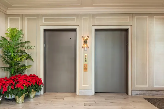 $5,950,000 | 1660 West Glencoe Street, Unit 302, Coconut Grove, FL 33133