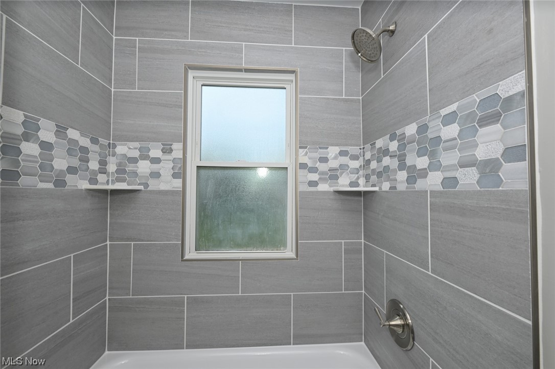 6011 Ridgewood Avenue Parma, OH 44129 - Photo 21 of 30