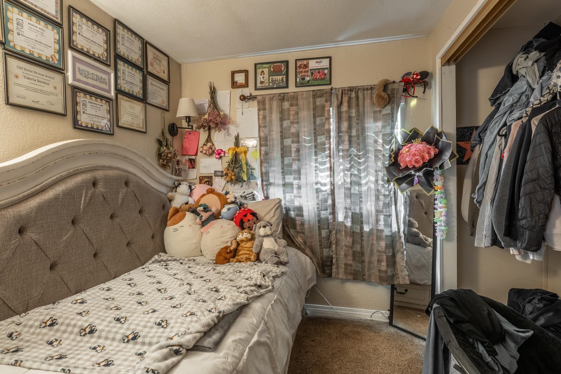 515 South Landing Road Crowley Lake, CA 93546 - Photo 16 of 41 a bedroom with a bed and a dresser