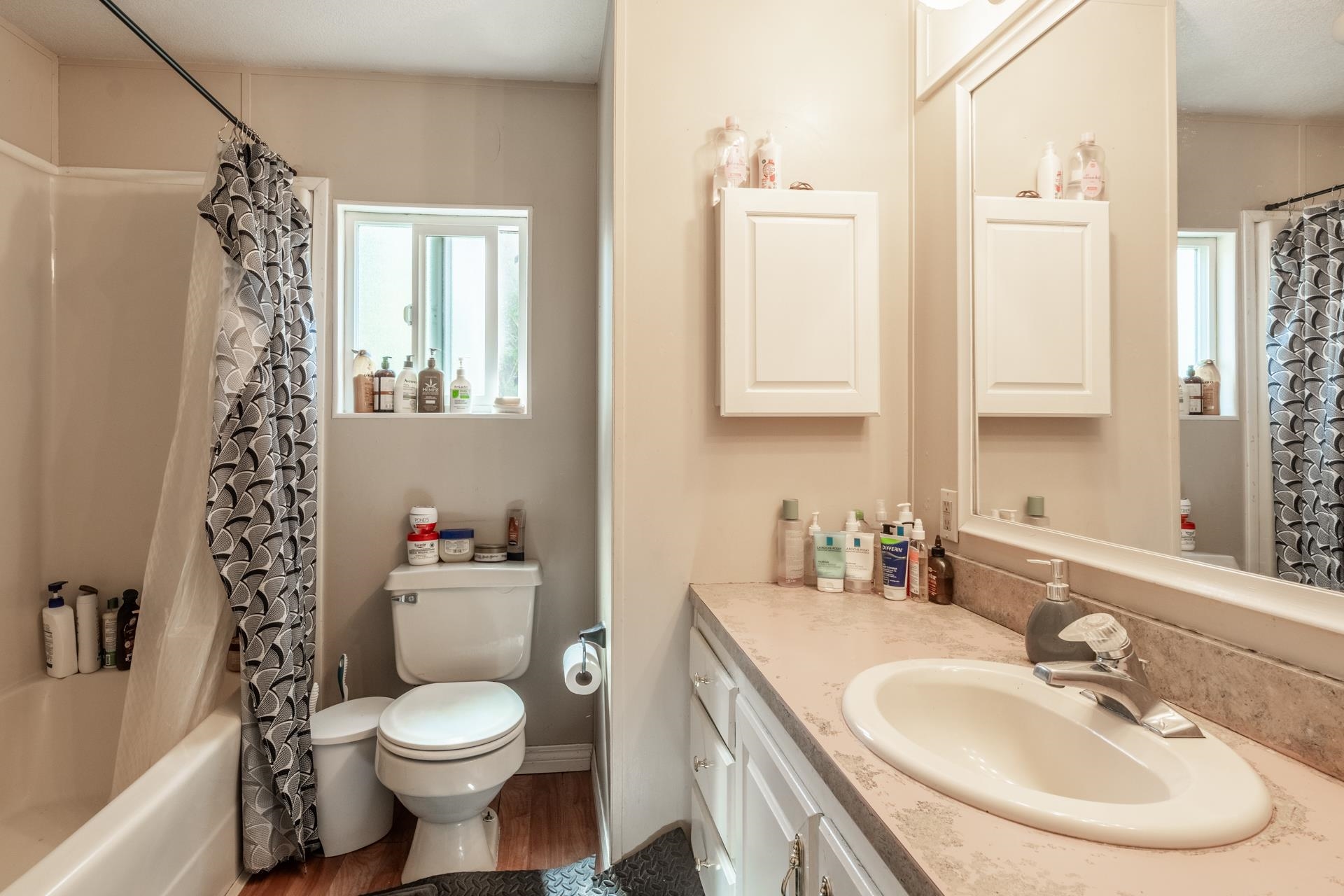 515 South Landing Road Crowley Lake, CA 93546 - Photo 18 of 41 a bathroom with a sink toilet and shower