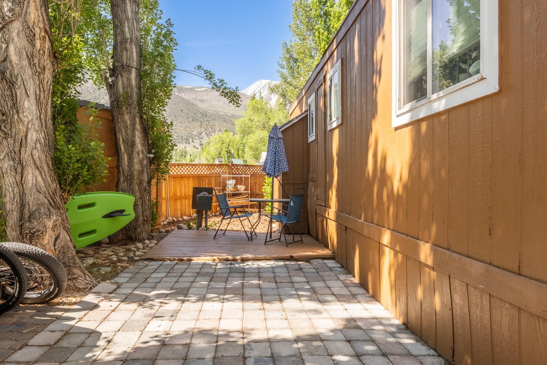 515 South Landing Road Crowley Lake, CA 93546 - Photo 27 of 41 a view of a back yard from a patio