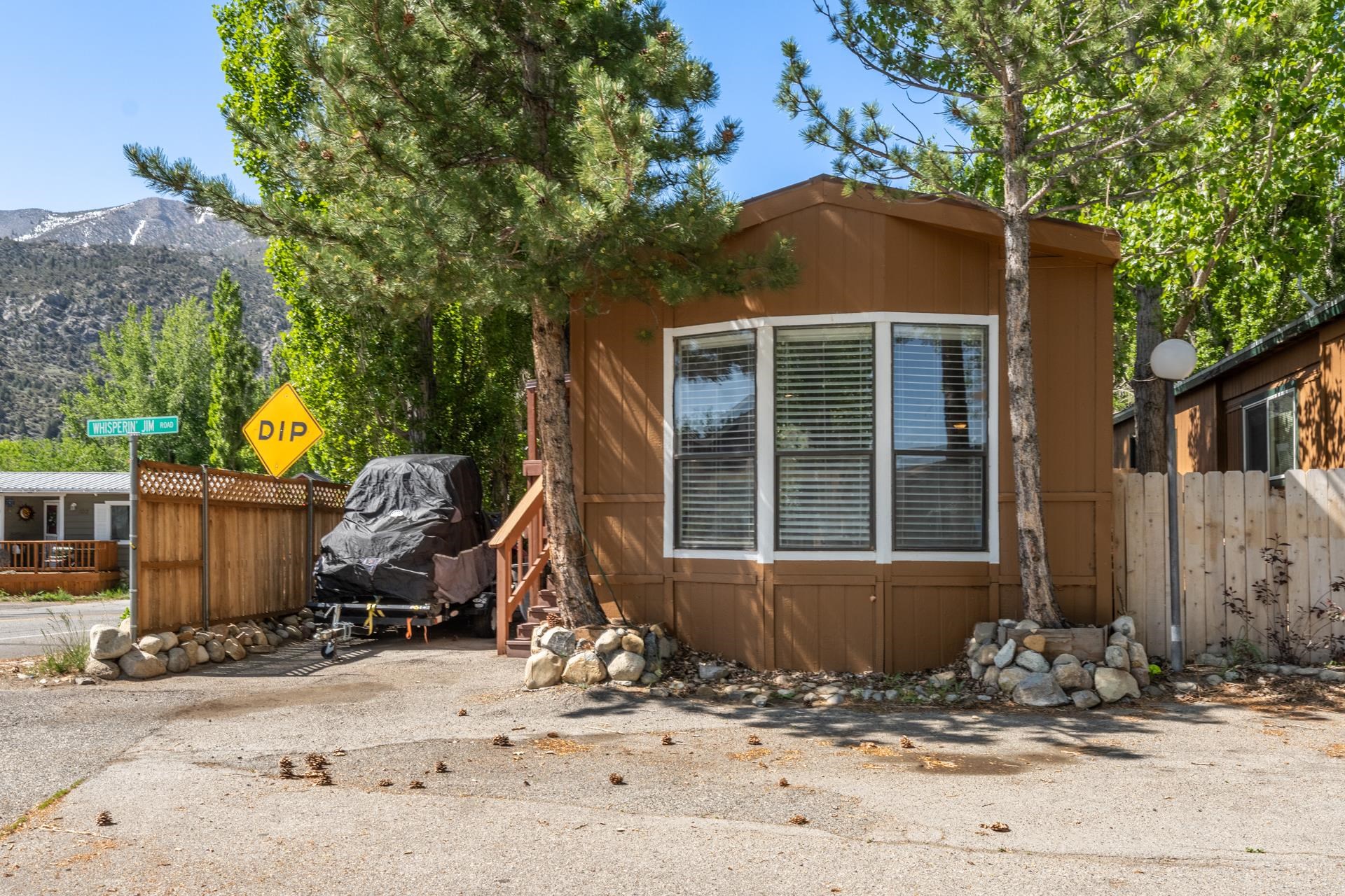 515 South Landing Road Crowley Lake, CA 93546 - Photo 33 of 41 a front view of a house with a yard