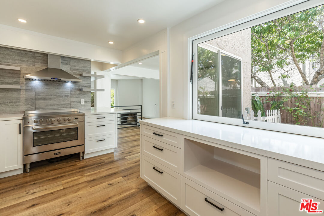 28368 Rey De Copas Lane Malibu, CA 90265 - Photo 18 of 31