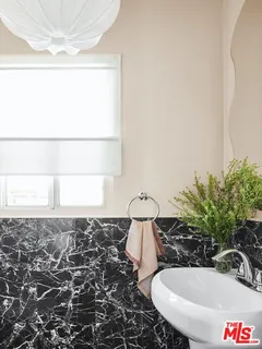 a bathroom with a toilet