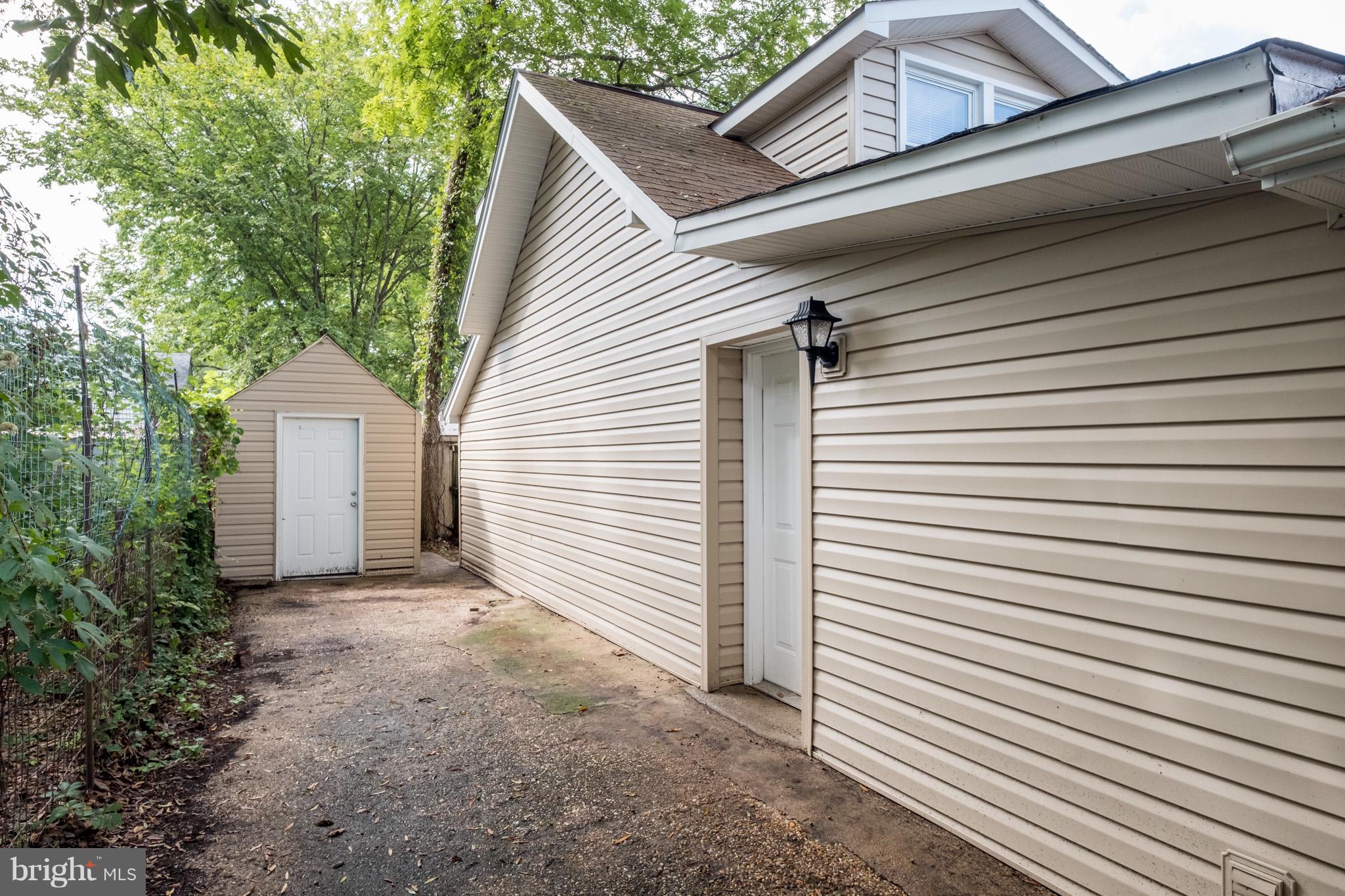 1700 Midland Road Edgewater, MD 21037 - Photo 22 of 30 shed