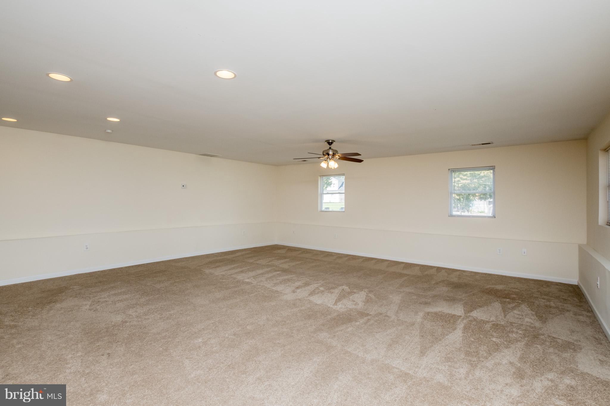 1700 Midland Road Edgewater, MD 21037 - Photo 5 of 30 Living Room