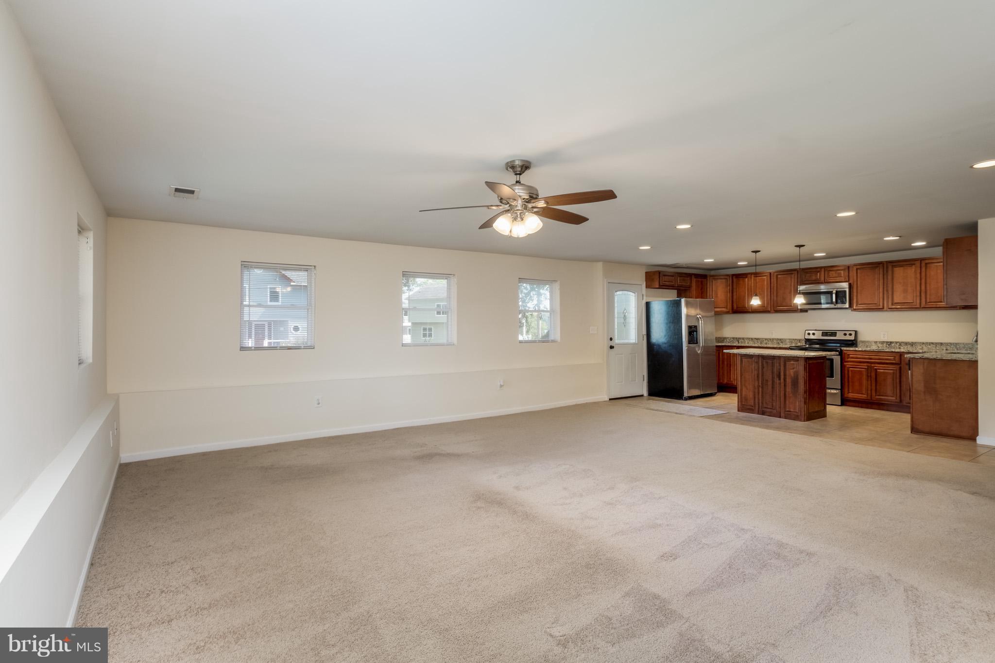 1700 Midland Road Edgewater, MD 21037 - Photo 6 of 30 Living Room