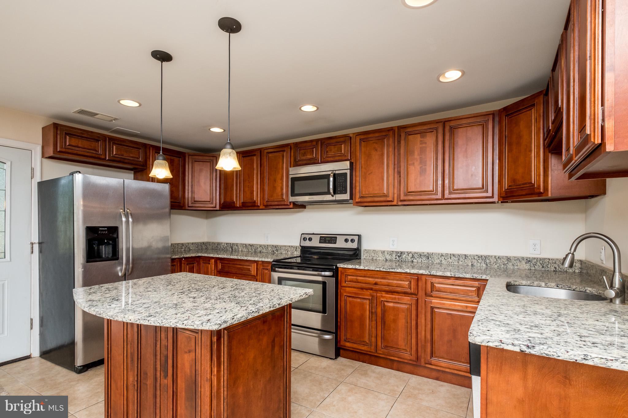1700 Midland Road Edgewater, MD 21037 - Photo 7 of 30 Kitchen