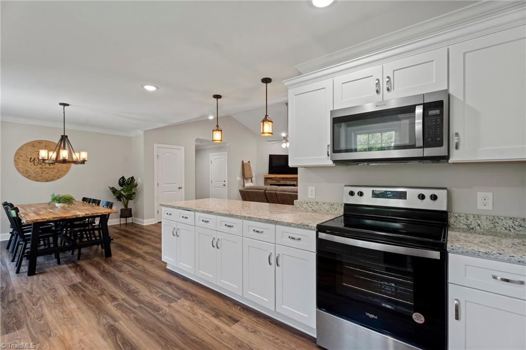 103 Brooke Ridge Drive Thomasville, NC 27360 - Photo 6 of 30