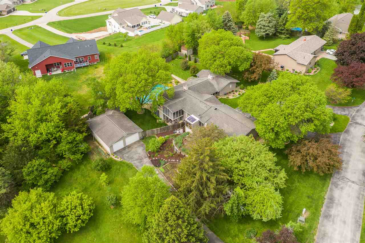2633 Ridgeview Drive Swisher, IA 52338 - Photo 3 of 49 Gallery Image 3