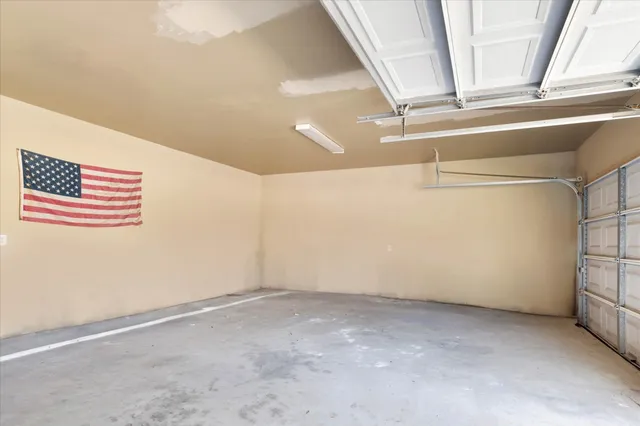 a view of a garage