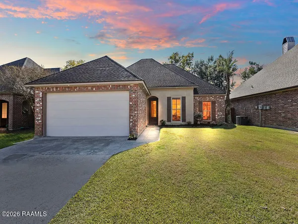 $245,000 | 239 Ivory Street, Lafayette, LA 70506