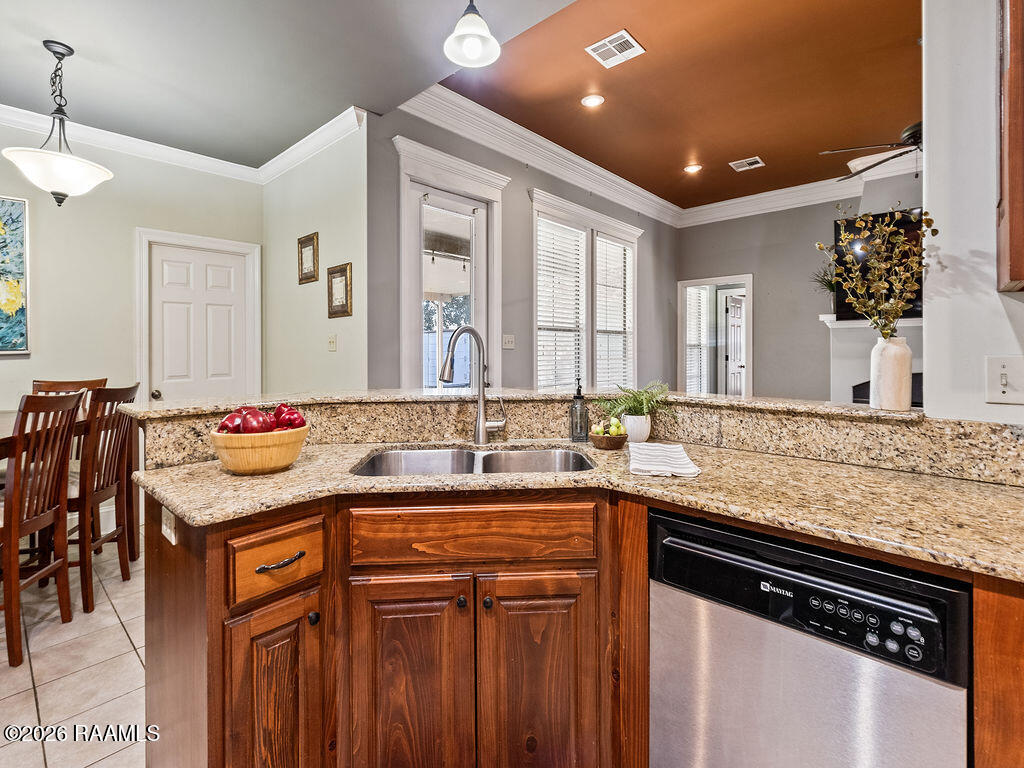 239 Ivory Street Lafayette, LA 70506 - Photo 14 of 26 IMG_8973