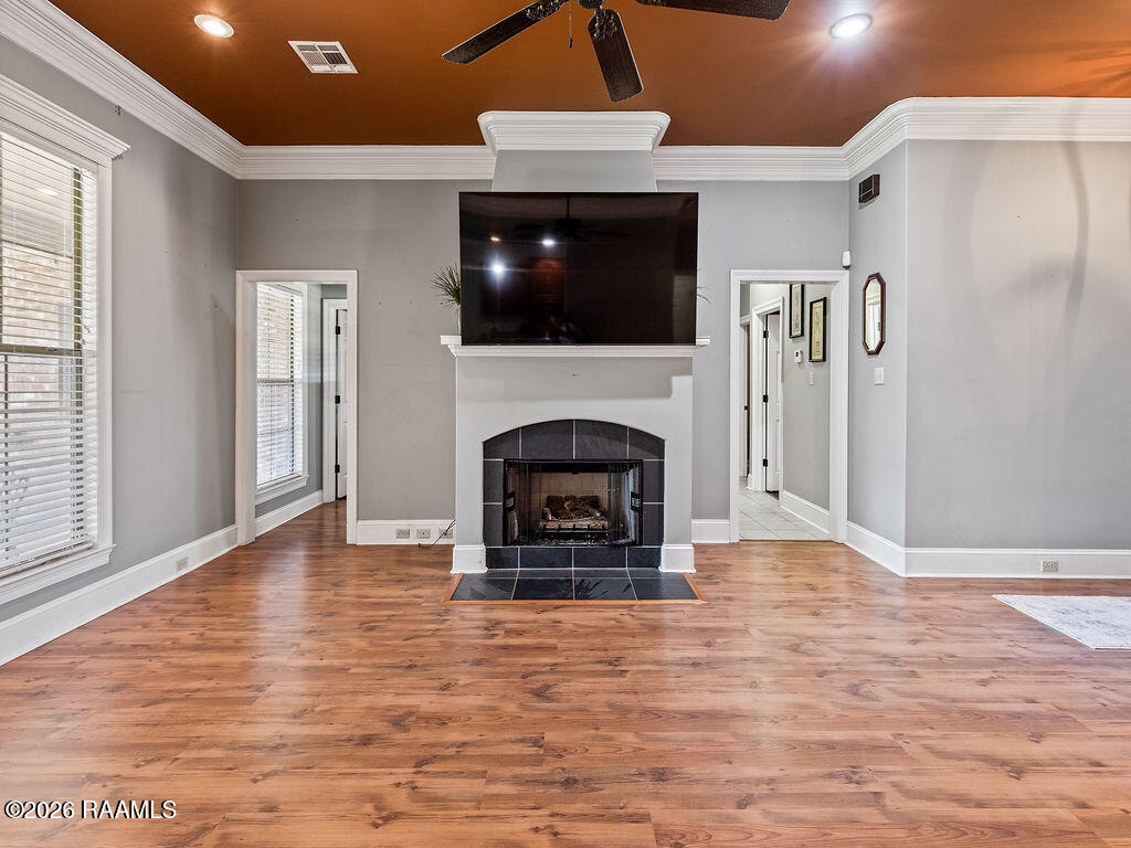 239 Ivory Street Lafayette, LA 70506 - Photo 4 of 26 IMG_8922