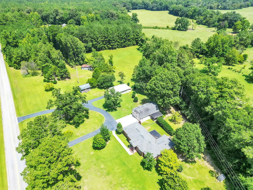 200 Stevenson Road Abbeville, SC 29620 - Photo 5 of 66 Gallery Image 5