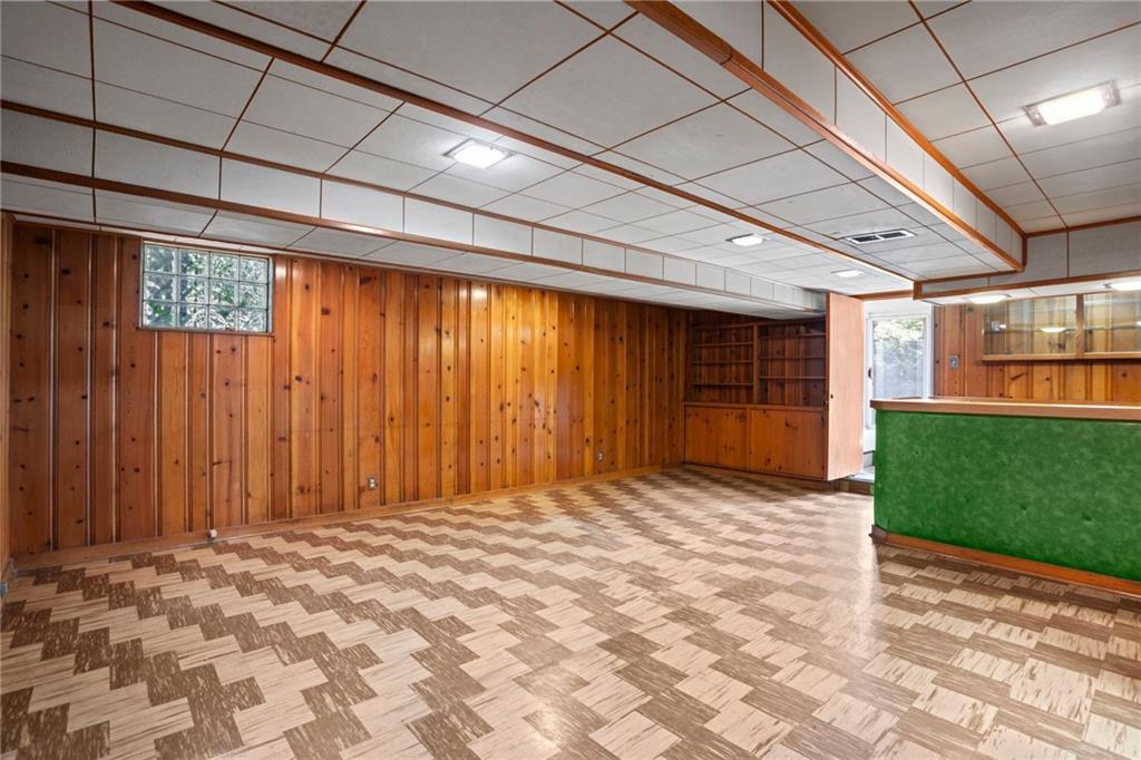 3323 Shady Ave Extension Pittsburgh, PA 15217 - Photo 27 of 45 a view of a porch