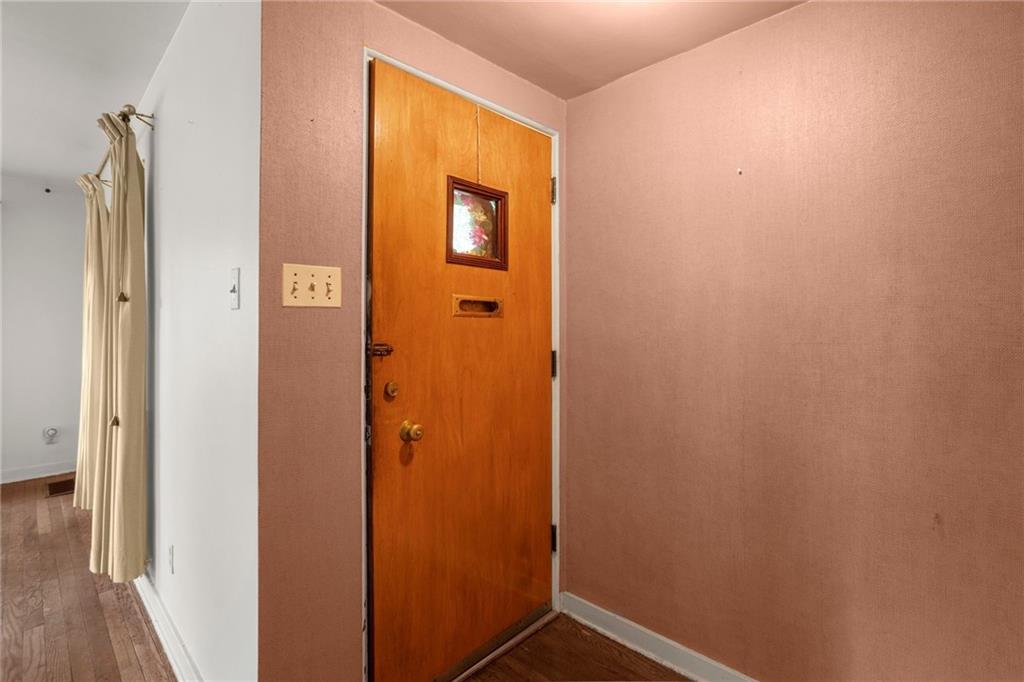 3323 Shady Ave Extension Pittsburgh, PA 15217 - Photo 5 of 45