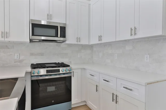 $2,100 | 8133 Cabot Street, Unit A/B, Houston, TX 77078