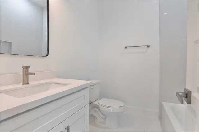 $2,100 | 8133 Cabot Street, Unit A/B, Houston, TX 77078