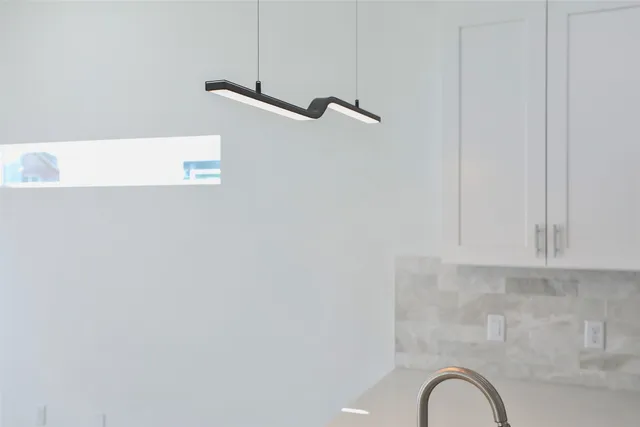 $2,100 | 8133 Cabot Street, Unit A/B, Houston, TX 77078