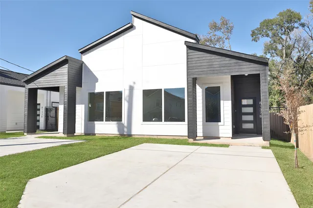 $2,100 | 8133 Cabot Street, Unit A/B, Houston, TX 77078