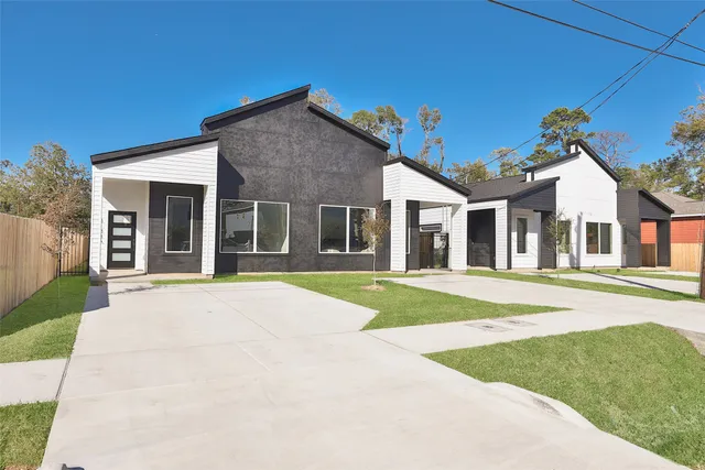 $2,000 | 8133 Cabot Street, Unit A/B, Houston, TX 77078