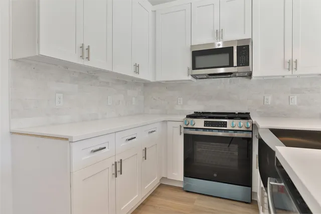 $2,100 | 8133 Cabot Street, Unit A/B, Houston, TX 77078